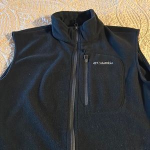 Large Columbia Vest